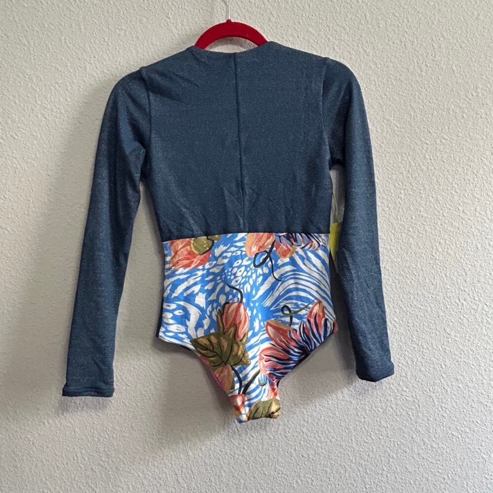 NEW Maaji Reversable Triton Rash Guard One Piece Surfsuit Full Coverage Medium - Picture 6 of 12